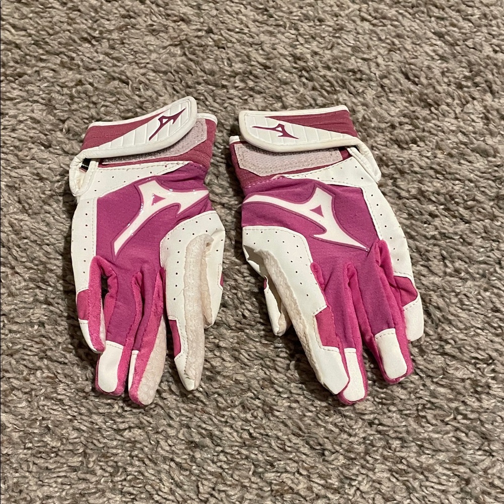 Mizuno Fuchsia and White Athletic Gloves
